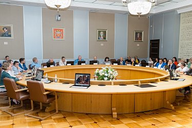 Состоялась презентация книги о региональном парламенте